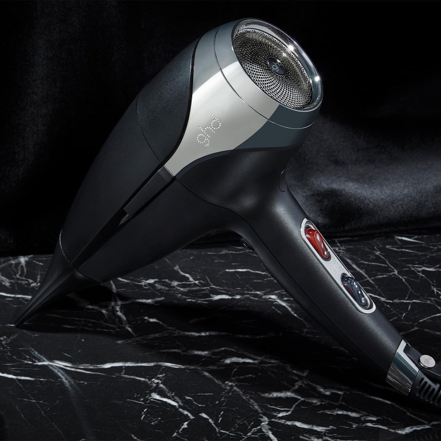 ghd Helios Haartrockner – Profi-Föhn mit Ionen-Technologie, Schwarz.
